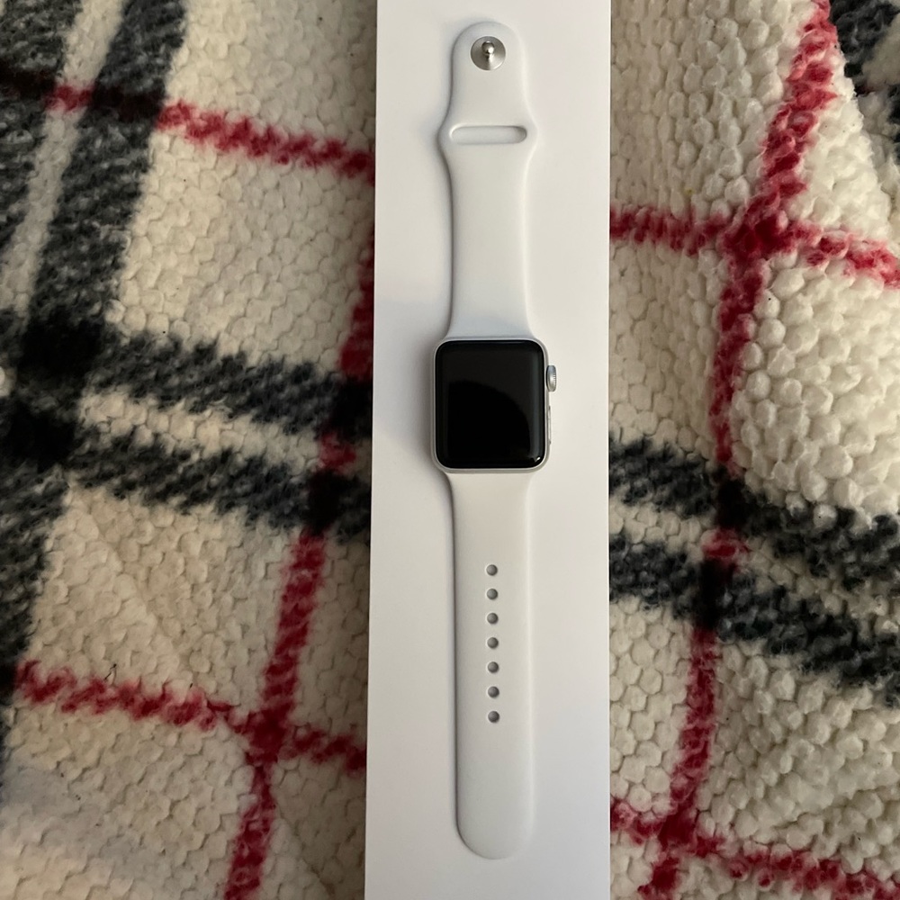 New/Never Used Series 3 Apple Watch 38mm Band